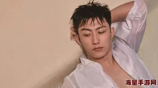 国产午夜看片,剧情紧凑,演员表现出色,让人欲罢不能,值得一看! 国产午夜看片,剧情紧凑,演员表现出色,让人欲罢不能,值得一看!