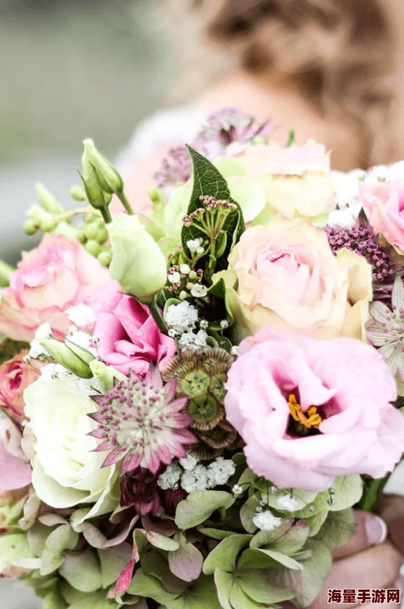 女人逼视频惊爆内幕曝光：揭露背后不为人知的真相与行业黑幕，令人震惊的故事让人无法直视！