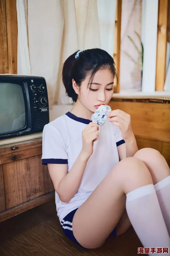 91白丝制服被啪到喷水在线网友推荐这部作品画面精美情节紧凑让人欲罢不能绝对值得一看不容错过